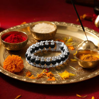 Karungali Bracelet: Meaning, Benefits, Uses & Spiritual Importance