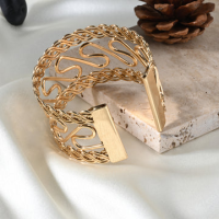 charm bracelet